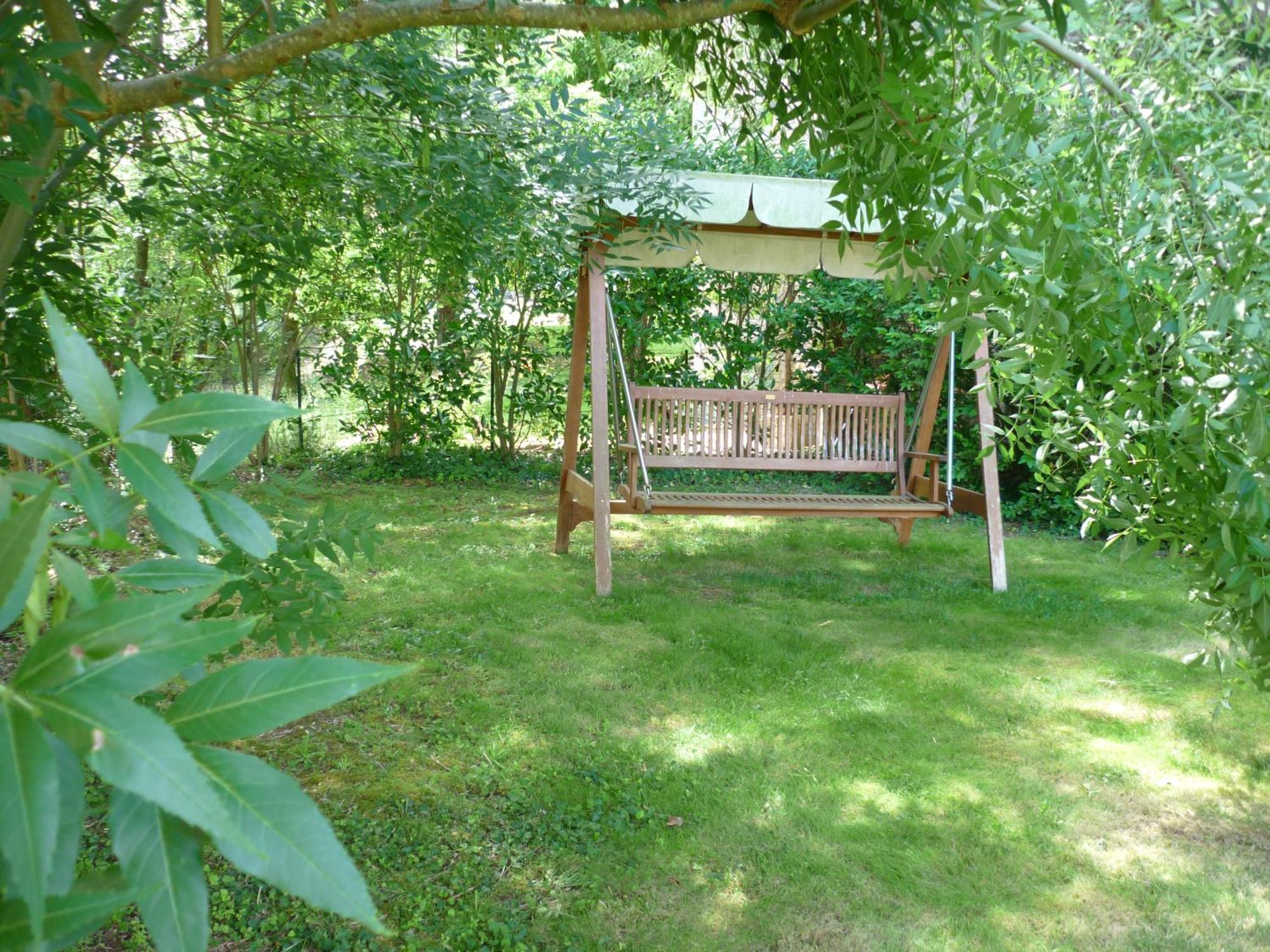 Le Logis De Faugerit Bed & Breakfast Frontenay-Rohan-Rohan Exterior photo